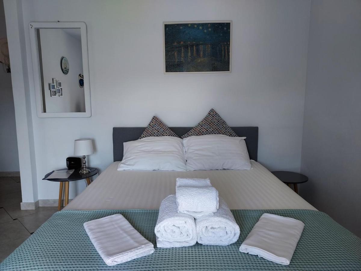 Studio Anlia Appartement Néa Mákri Buitenkant foto